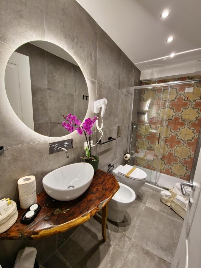 Borgo Dei Miracoli Otel Napoli Dış mekan fotoğraf